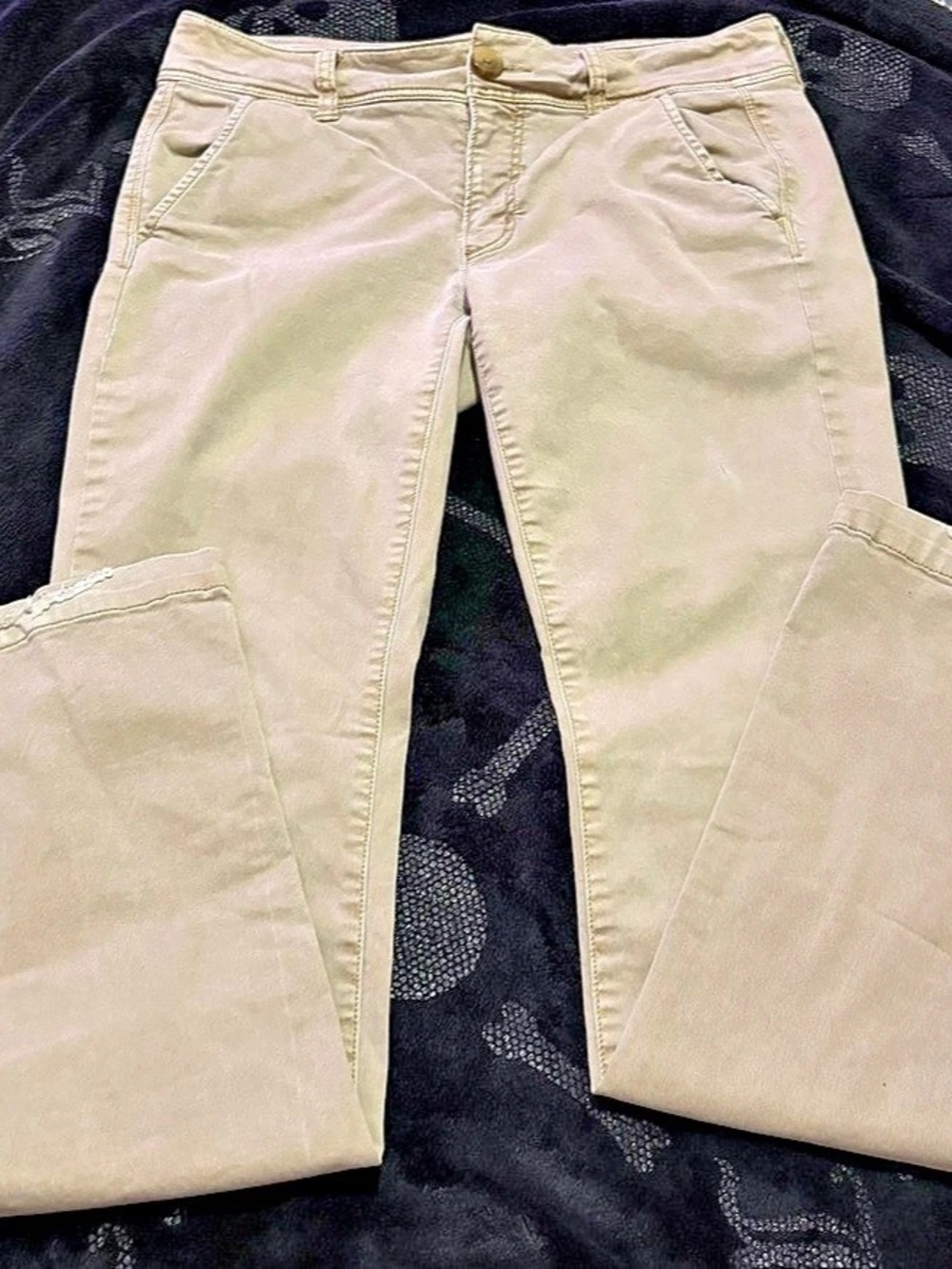 American Eagle Outfitters Skinny Pants in Beige